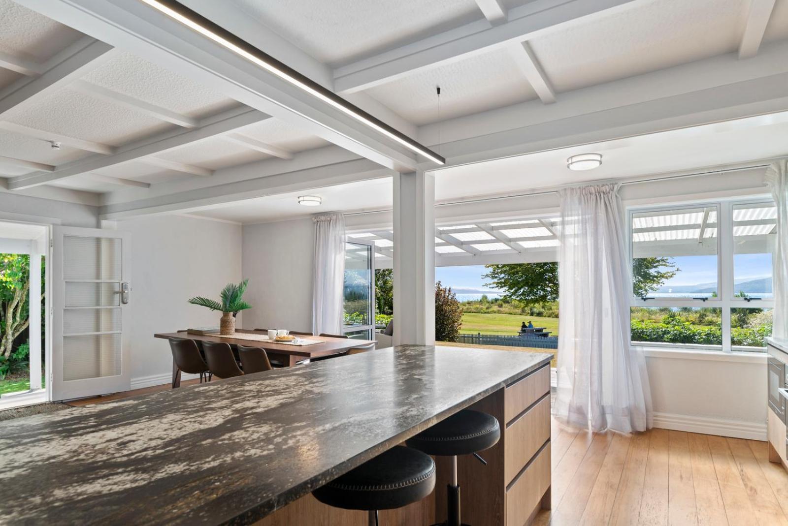 Ngongotaha Lakeside Home Rotorua Exterior foto